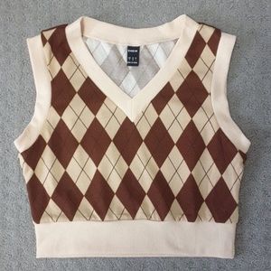 Argyle Print Vest Cropped